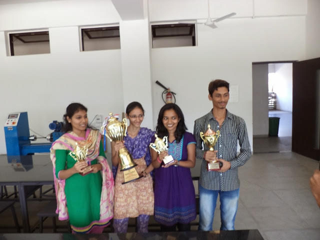 Universal College of Engineering Thane campus photo 4